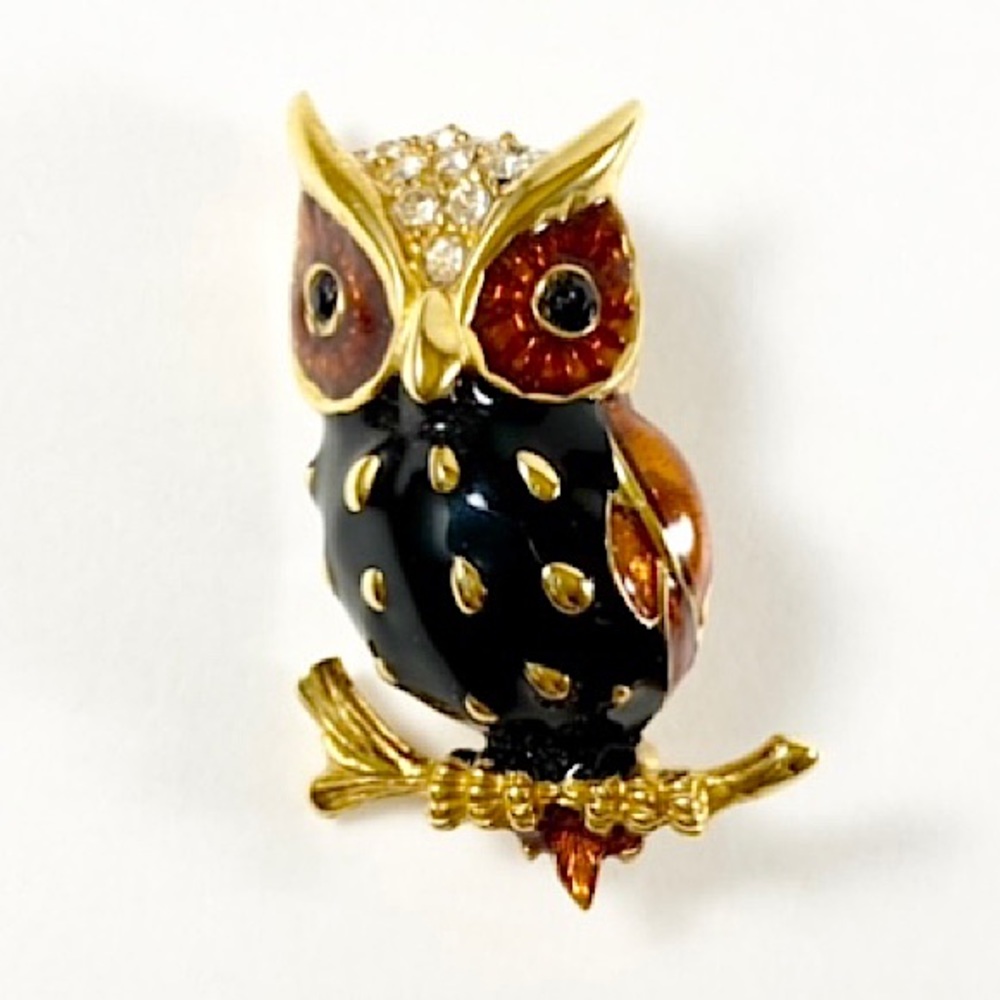 Owl brooch